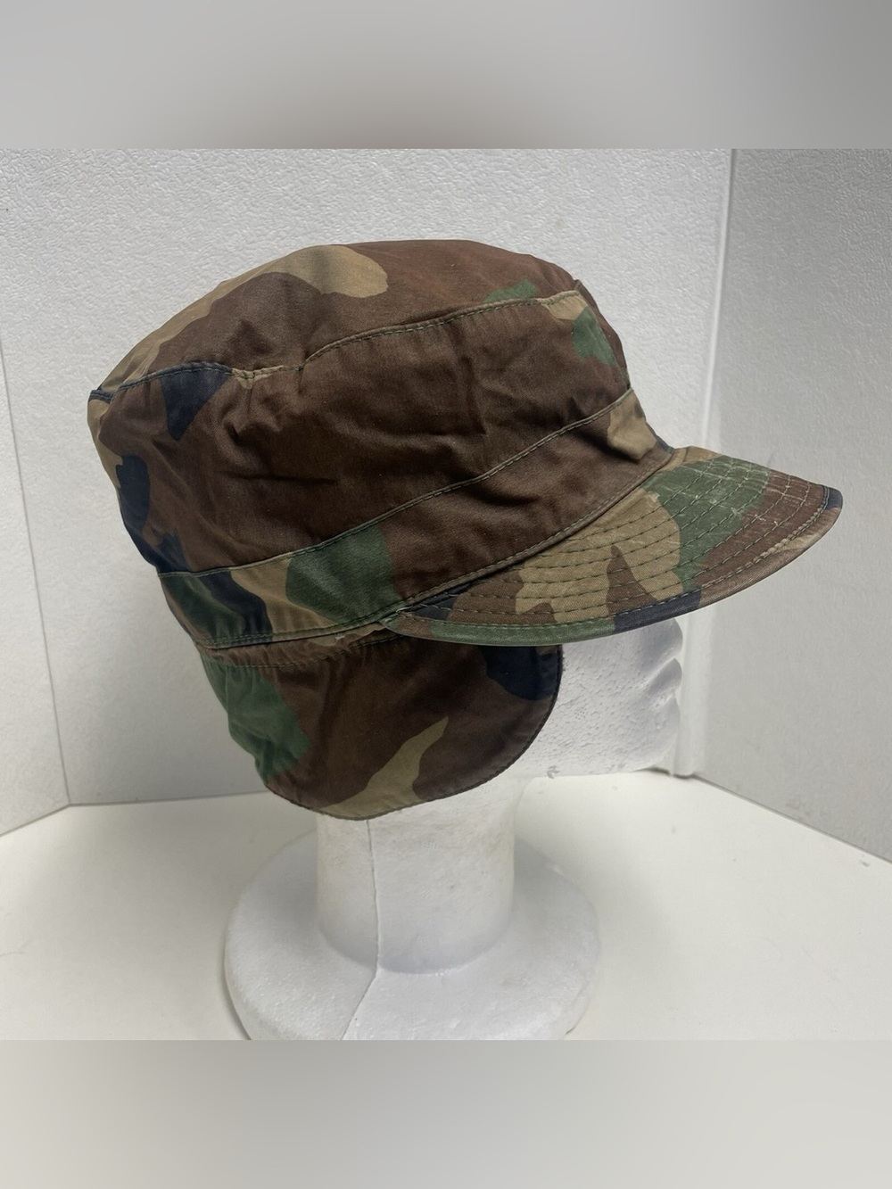 Woodland Camouflage Pattern Printed Cap w/soft Ear Flaps Size 7-3/4  Army Style